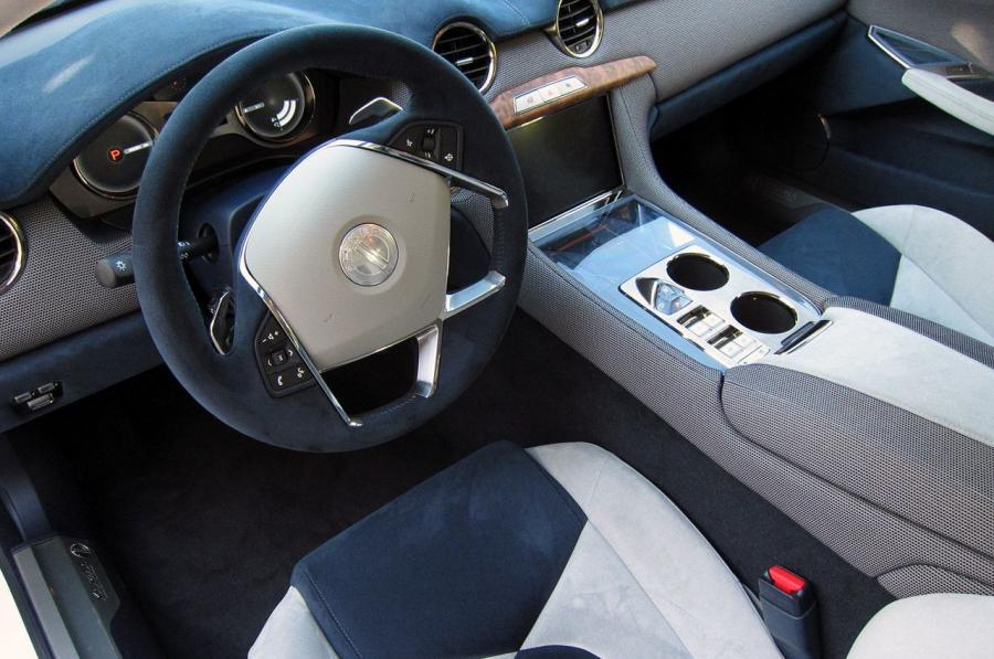  Fisker Karma 2012 года  (фото 23 из 103)